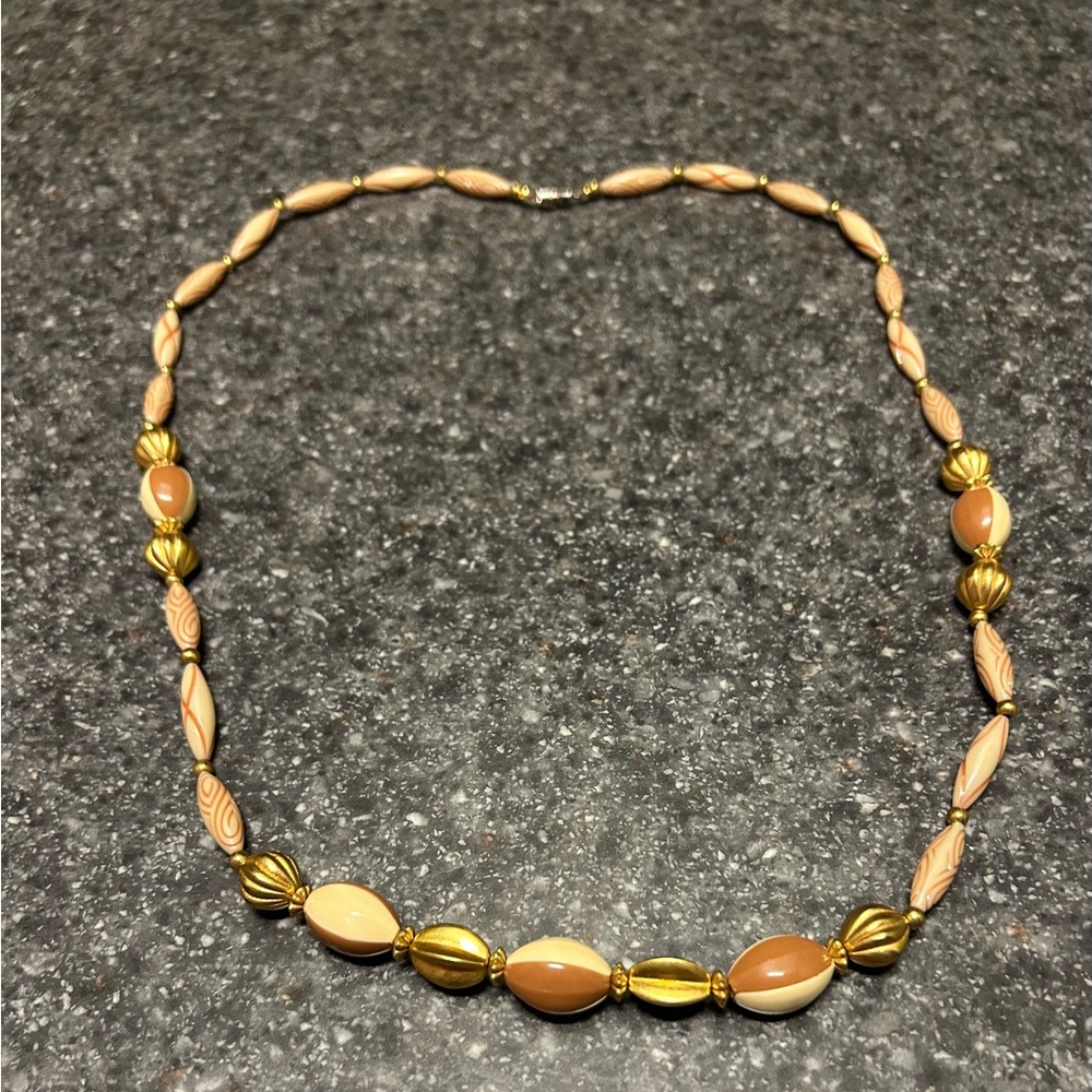 Women’s bead necklace - Picture 3 of 4